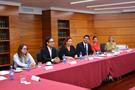 Asistentes a la escuela durante la intervención de los ponentes